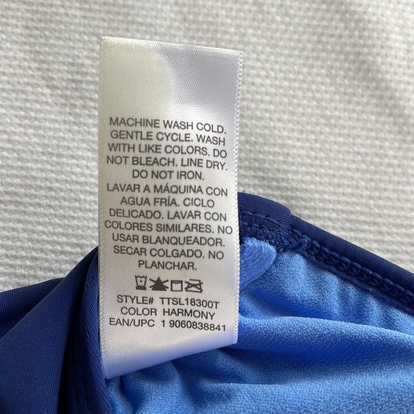 🦋3/40✨Host Pick✨Halter Bikini Top - Padded, Lace up back - Picture 10 of 13